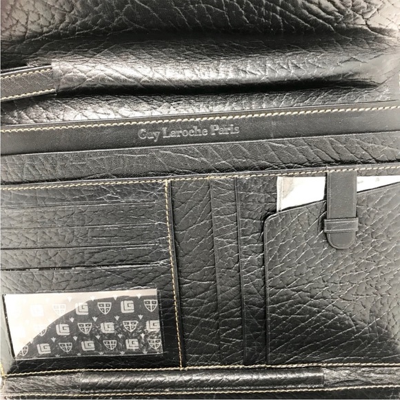 Guy Laroche Paris Large Textured Leather Travel Planner Wallet - Picture 9 of 16